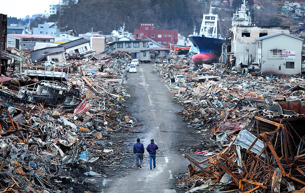 Kesennuma earthquake-in-japan-16
